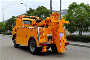 黔东高速路拖车费